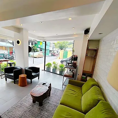 Gomez House By Hotel Durban Poblacion Makati