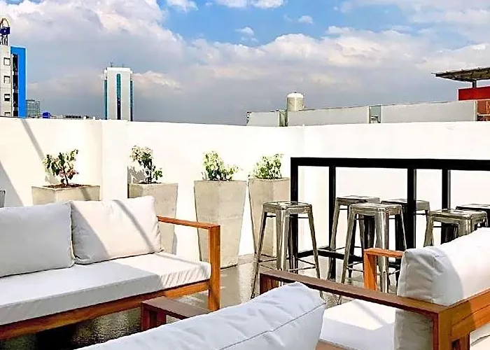 Gomez House By Durban Poblacion Makati 마닐라