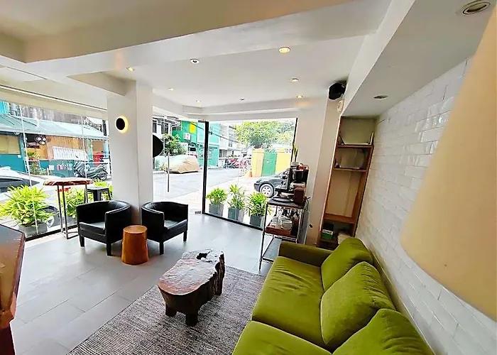 Gomez House By Durban Poblacion Makati