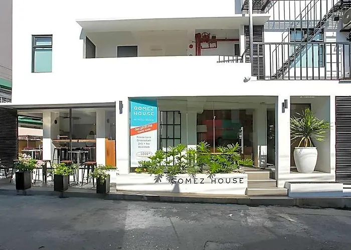 Gomez House By Durban Poblacion Makati 호텔