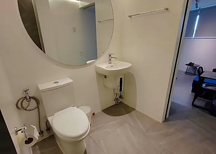 Hotel Gomez House By Durban Poblacion Makati