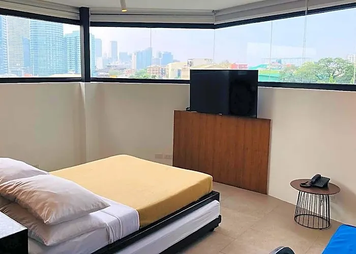 Gomez House By Durban Poblacion Makati 3* 마닐라